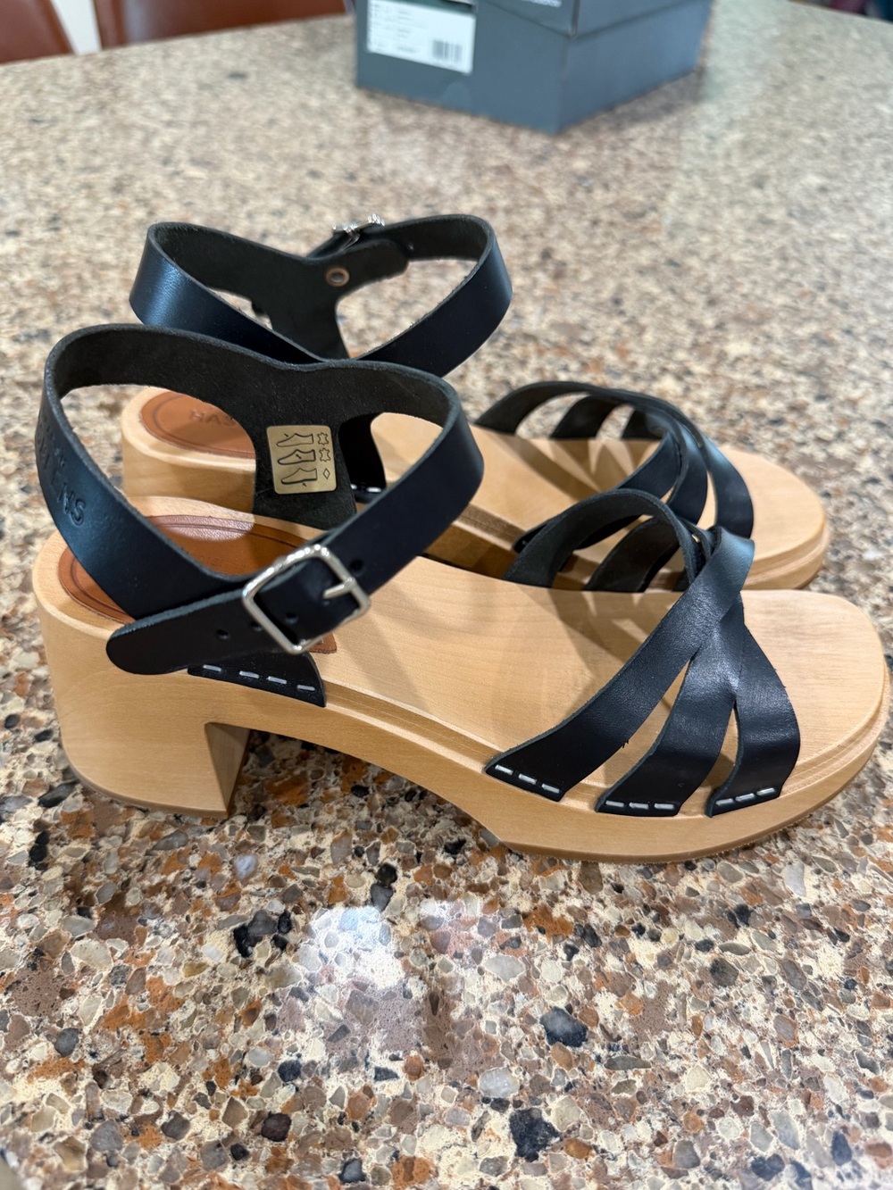 Swedish Hasbeens Plain Strap Sandal, Black, US W8/EU W38